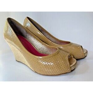 Lilly Pulitzer Womens 6.5M Tan Patent Leather Peep Toe Raffia Wedge Heels